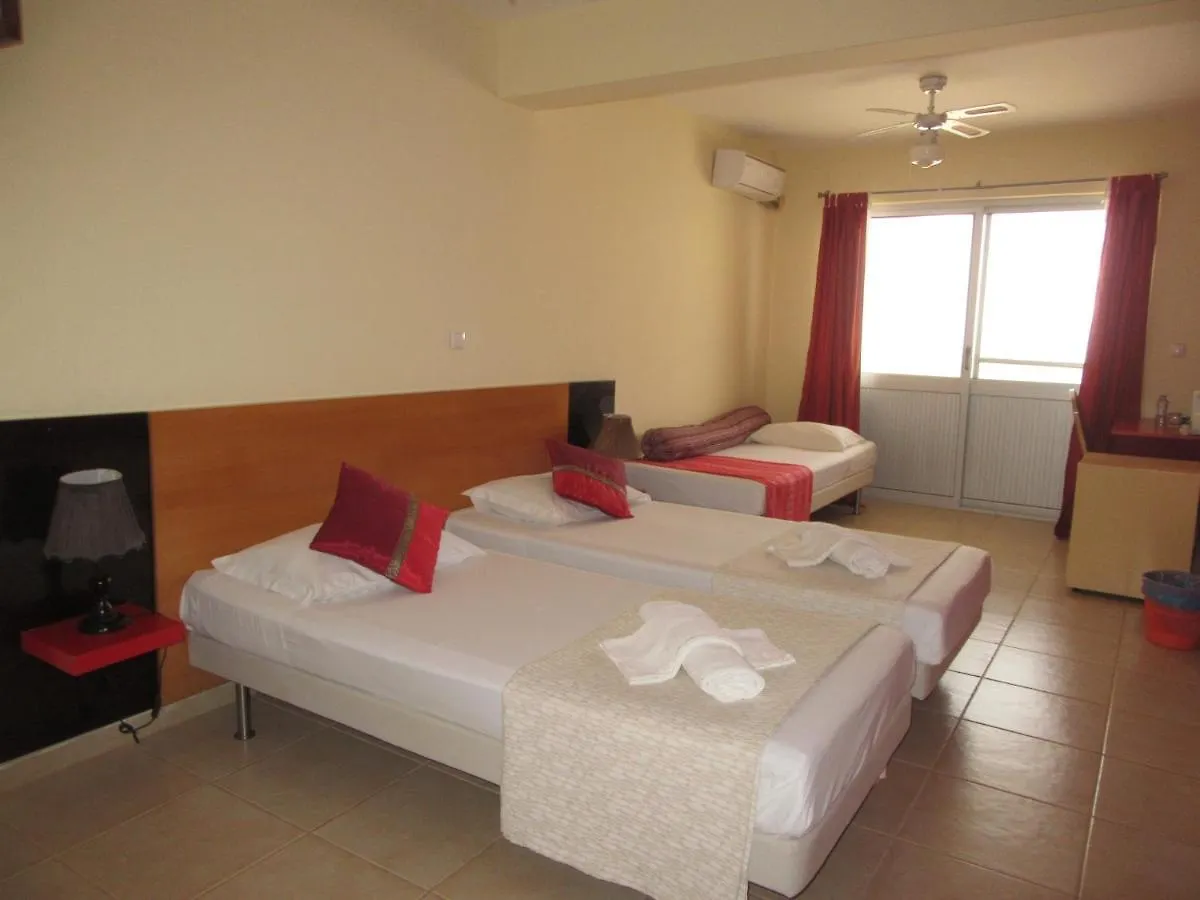 Hotel Tarrafal Residence
