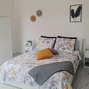  Bed & Breakfast Deluxe 